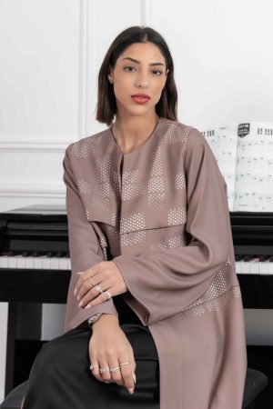Sofia Abaya – Code: F05